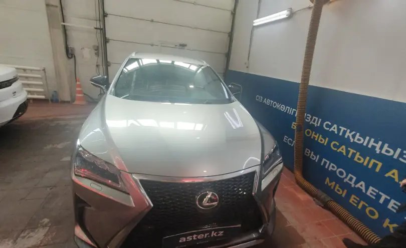 Lexus RX 2019 года за 25 000 000 тг. в Астана фото 2