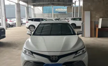 Toyota Camry 2018 года за 15 000 000 тг. в Шымкент фото 2