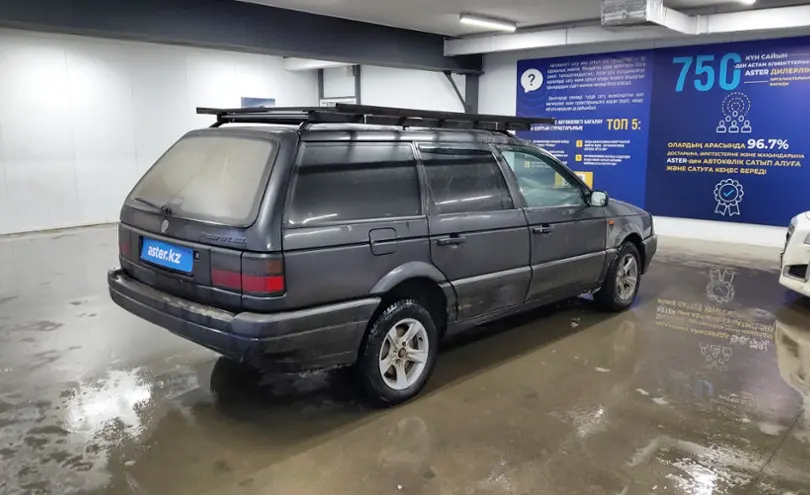 Volkswagen Passat 1992 года за 1 200 000 тг. в Астана фото 3