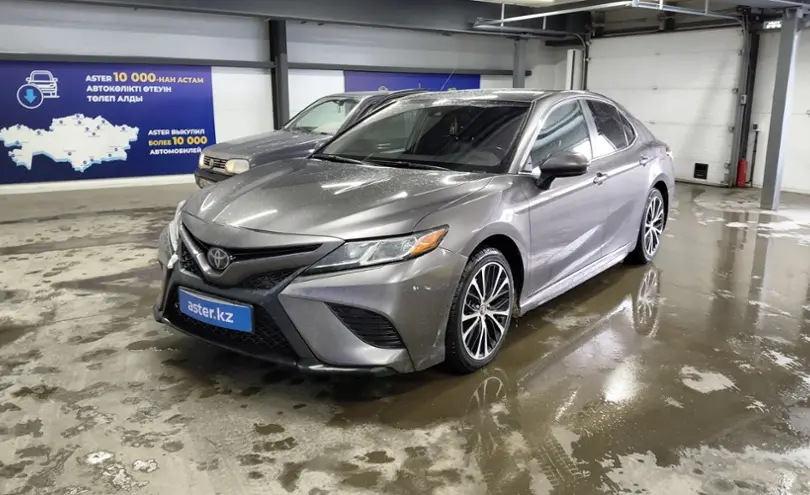 Toyota Camry 2020 года за 11 700 000 тг. в Астана