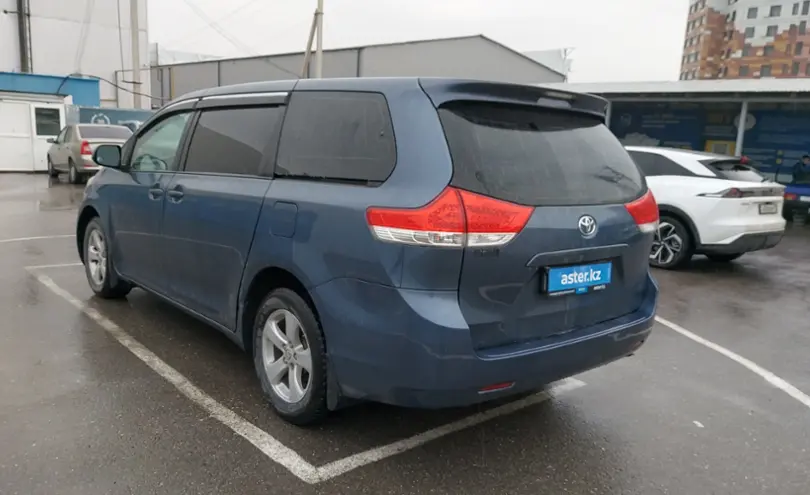 Toyota Sienna 2013 года за 14 500 000 тг. в Шымкент фото 4