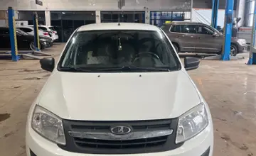 LADA (ВАЗ) Granta 2018 года за 3 000 000 тг. в Караганда фото 2