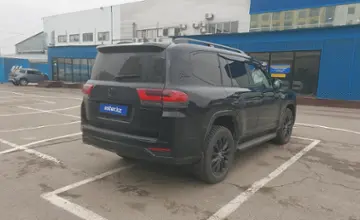 Toyota Land Cruiser 2023 года за 56 000 000 тг. в Алматы фото 3