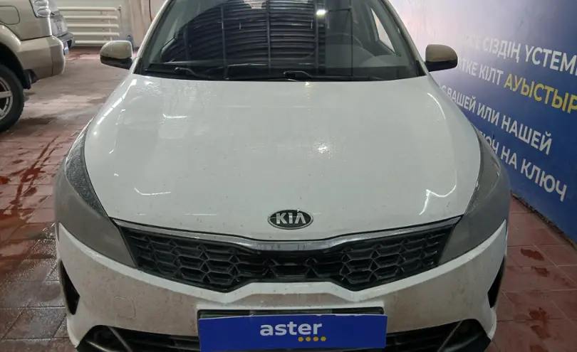 Kia Rio 2021 года за 8 100 000 тг. в Астана фото 2