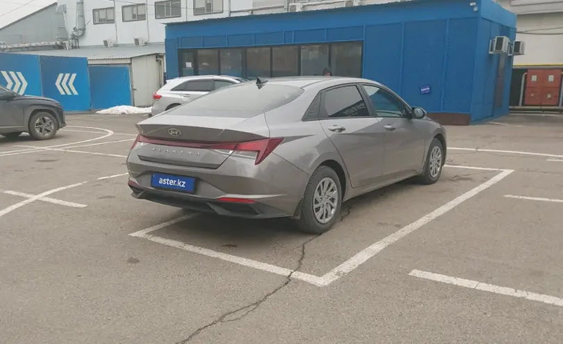 Hyundai Elantra 2020 года за 8 800 000 тг. в Алматы фото 3