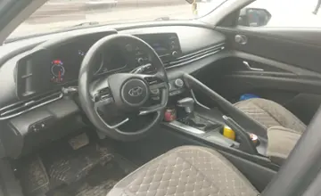 Hyundai Elantra 2020 года за 8 800 000 тг. в Алматы фото 5