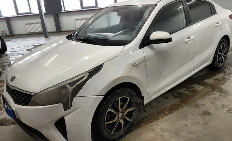 Kia Rio 2021 года за 8 200 000 тг. в Астана