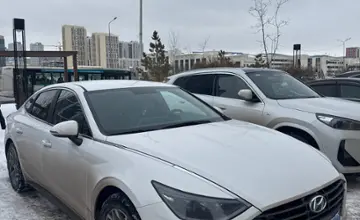 Hyundai Sonata 2023 года за 13 000 000 тг. в Астана фото 3