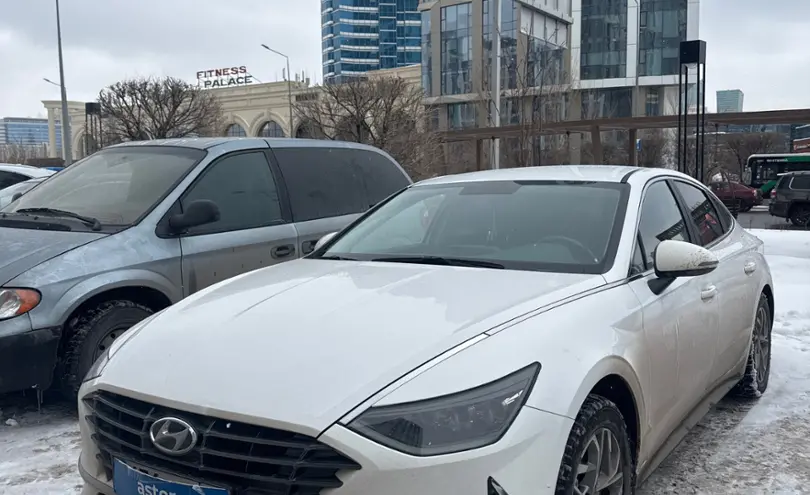 Hyundai Sonata 2023 года за 13 000 000 тг. в Астана