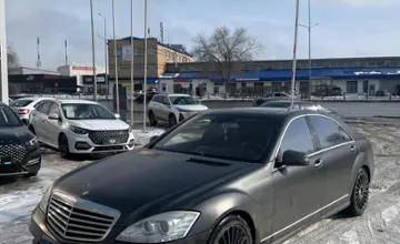 Mercedes-Benz S-Класс 2006 года за 7 000 000 тг. в Уральск фото 1