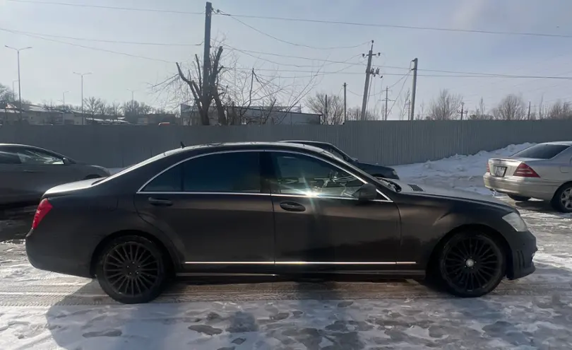 Mercedes-Benz S-Класс 2006 года за 7 000 000 тг. в Уральск фото 4