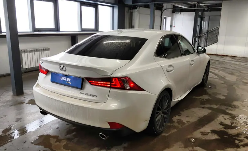 Lexus IS 2015 года за 12 000 000 тг. в Астана фото 3