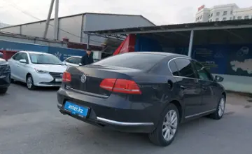 Volkswagen Passat 2011 года за 5 500 000 тг. в Шымкент фото 3