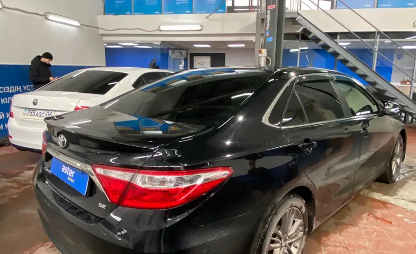 Toyota Camry 2016 года за 10 000 000 тг. в Астана фото 5
