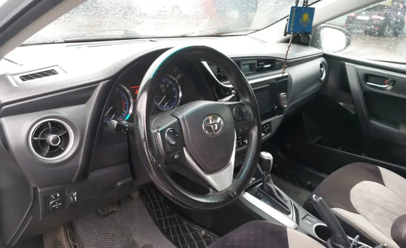 Toyota Corolla 2019 года за 7 500 000 тг. в Шымкент фото 5