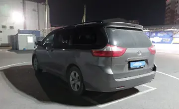 Toyota Sienna 2015 года за 15 000 000 тг. в Шымкент фото 4