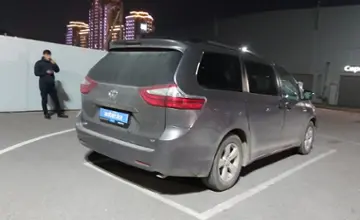 Toyota Sienna 2015 года за 15 000 000 тг. в Шымкент фото 3