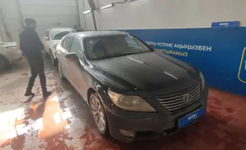Lexus LS 2010 года за 5 000 000 тг. в Астана фото 3