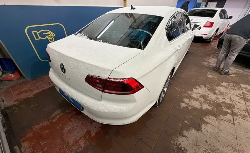 Volkswagen Passat 2021 года за 12 000 000 тг. в Астана фото 5