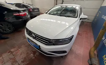 Volkswagen Passat 2021 года за 12 000 000 тг. в Астана фото 1