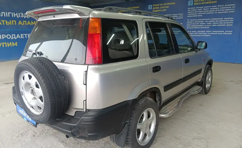 Honda CR-V 1997 года за 3 500 000 тг. в Алматы фото 5