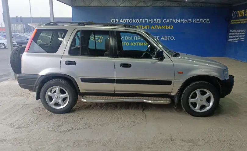 Honda CR-V 1997 года за 3 500 000 тг. в Алматы фото 4