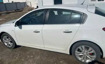 Chevrolet Cruze 2013 года за 3 600 000 тг. в Атырауская область фото 3