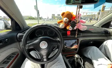 Volkswagen Passat 2003 года за 1 700 000 тг. в Астана фото 4