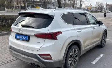 Hyundai Santa Fe 2020 года за 14 000 000 тг. в Шымкент
