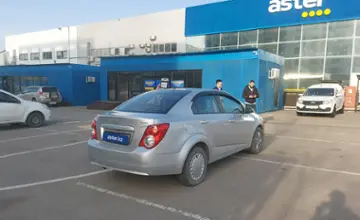 Chevrolet Aveo 2014 года за 2 950 000 тг. в Алматы фото 3