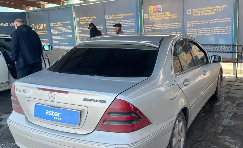 Mercedes-Benz C-Класс 2000 года за 3 500 000 тг. в Талдыкорган фото 5