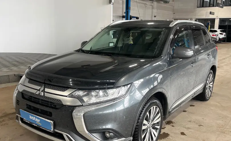 Mitsubishi Outlander 2019 года за 10 000 000 тг. в Караганда