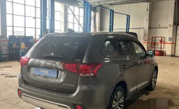 Mitsubishi Outlander 2019 года за 10 000 000 тг. в Караганда