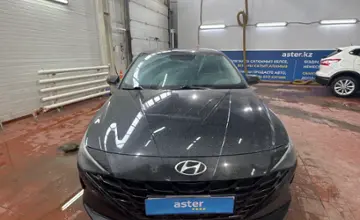 Hyundai Elantra 2022 года за 10 000 000 тг. в Астана фото 2