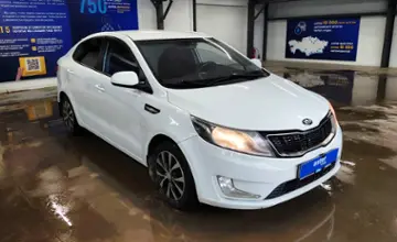 Kia Rio 2014 года за 5 000 000 тг. в Астана фото 2