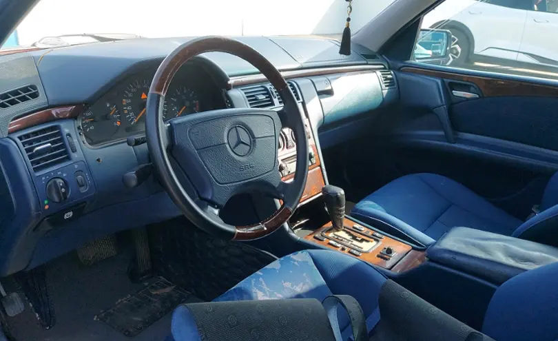 Mercedes-Benz E-Класс 1999 года за 2 500 000 тг. в Шымкент фото 5