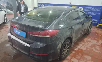 Hyundai Elantra 2018 года за 7 000 000 тг. в Астана