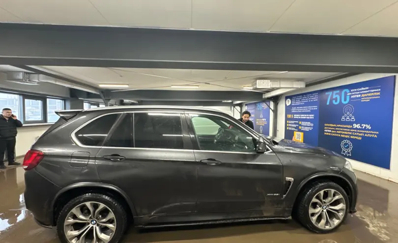 BMW X5 2017 года за 17 000 000 тг. в Астана фото 4
