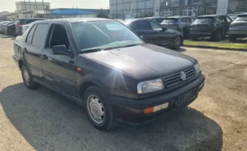 Volkswagen Vento 1993 года за 1 500 000 тг. в Шымкент фото 3
