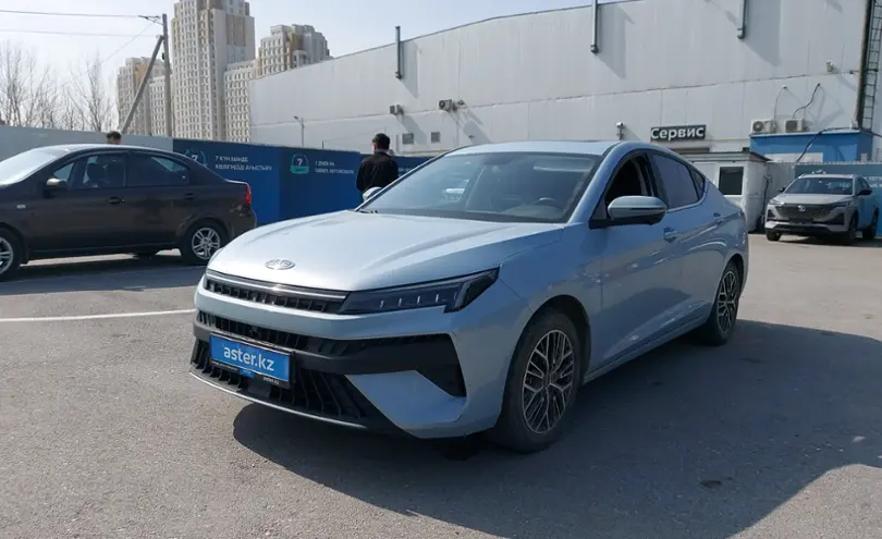 JAC J7 Plus 2024 года за 10 000 000 тг. в Шымкент