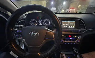 Hyundai Avante 2016 года за 7 500 000 тг. в Алматы