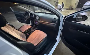 Hyundai Avante 2016 года за 7 500 000 тг. в Алматы фото 4