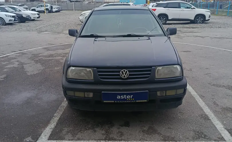 Volkswagen Vento 1994 года за 2 000 000 тг. в Тараз фото 2