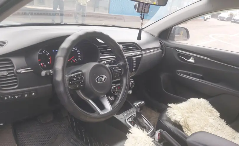 Kia Rio 2019 года за 8 000 000 тг. в Алматы фото 5