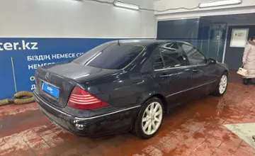 Mercedes-Benz S-Класс 2002 года за 2 200 000 тг. в Астана