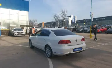 Volkswagen Passat 2014 года за 7 000 000 тг. в Алматы фото 4