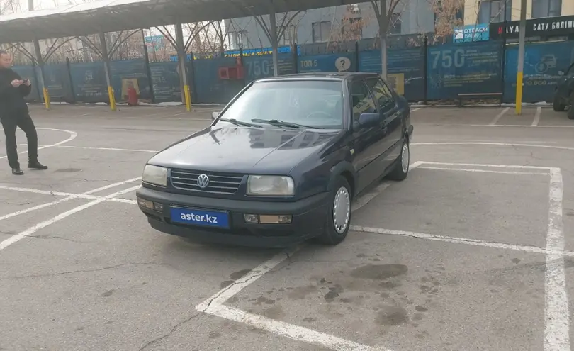 Volkswagen Vento 1992 года за 1 300 000 тг. в Алматы