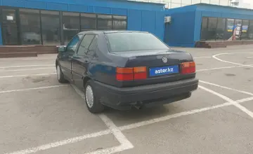 Volkswagen Vento 1992 года за 1 300 000 тг. в Алматы фото 4