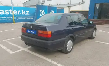 Volkswagen Vento 1992 года за 1 300 000 тг. в Алматы фото 3