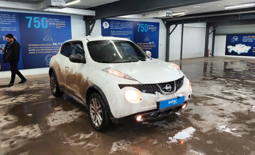 Nissan Juke 2014 года за 6 000 000 тг. в Астана фото 2